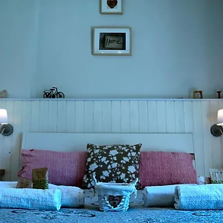 Irnum Bed & Breakfast 4*